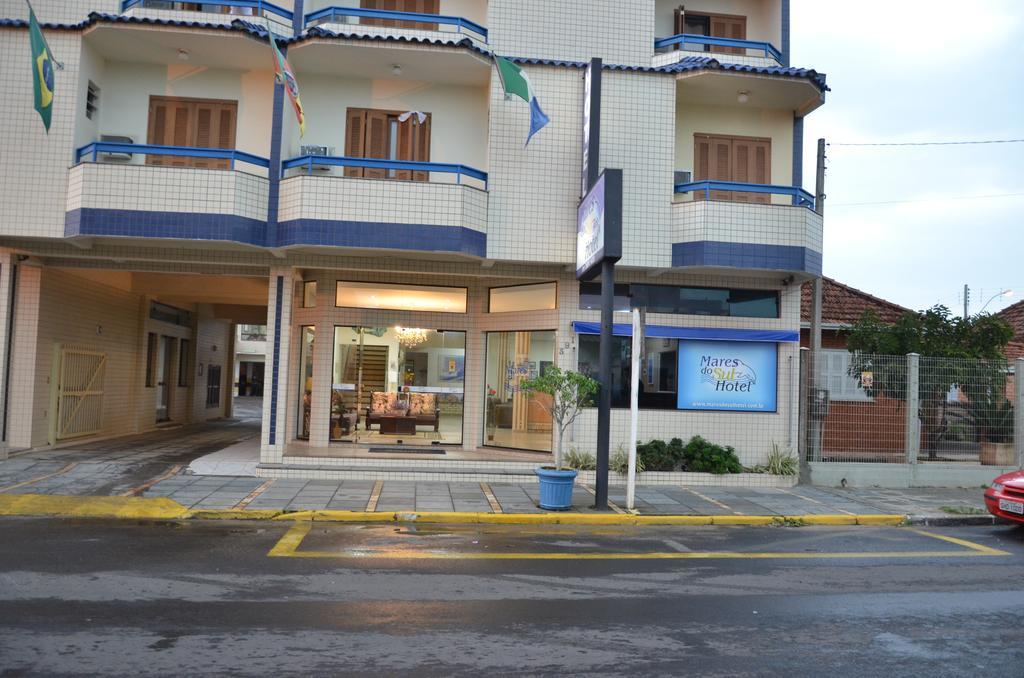 Hotel Mares Do Sul Tramandai Exterior photo